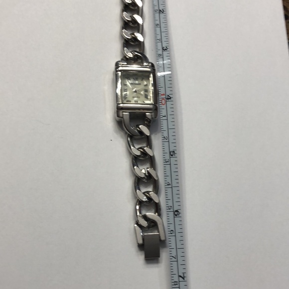 Dollhouse Ladies Watch - silver tone. - Picture 14 of 15